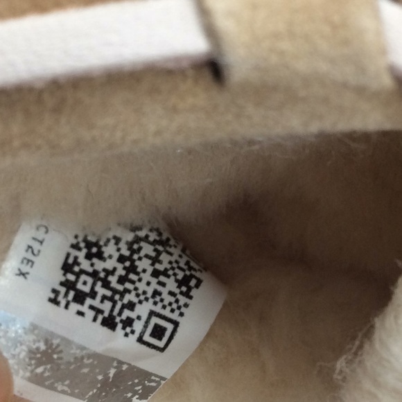 UGG Dakota Tab Suede Moccasin House Slippers - Picture 5 of 7